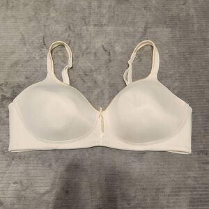 Vanity Fair Women's Body Caress Wireless Bra 72335 Beige 38C